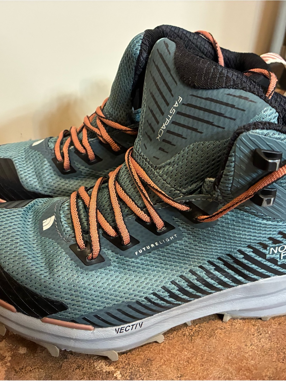 The North Face VECTIV FUTURELIGHT Trail Shoes in Teal with Coral Laces